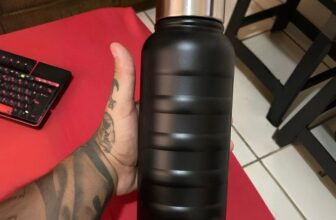 BEBA ÁGUA Garrafa Térmica Squeeze de Academia Inox 1 Litro (5 cores) POR 52 http…