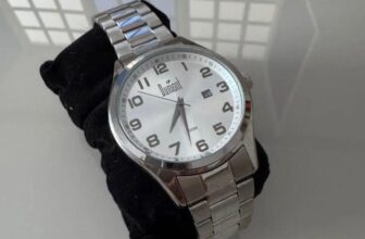 Relógio Berlim Masculino Prata Dumont DE 279 | POR 135,99 https://meli.la/2vS1n…