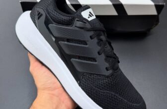 Tênis Ultimashow 2.0 adidas (34 a 39) DE 349 | POR 192,58 no Pix CUPOM: MELIOFE…