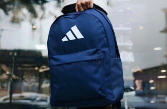 Mochila Classic Bars 27,5L adidas DE 199 | POR 109 no Pix CUPOM: NEYMAR15 ou ME…
