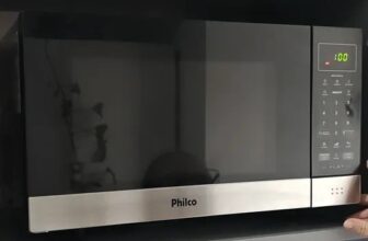 PRA VOCÊ FAZER SUAS COMIDAS DE MICRO-ONDAS Micro-Ondas Philco 28L Preto Espelhad…