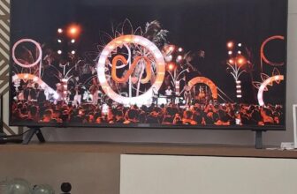 A 50TONA PRA TU ASSISTIR TUA NETFLIX Smart TV 4K 50″ LG UHD DE 3.299 | POR 1.629…