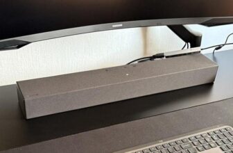 Soundbar Samsung HW-B400F, com 2.0 canais, Bluetooth, Subwoofer integrado e HDM…