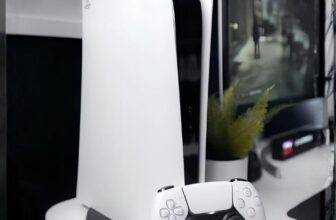 COOOOOOORRE Console PlayStation 5 Slim Sony 1TB Mídia Física DE 4.000 | POR 2.79…