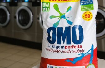 OLHA O OMÃO PASSANDO Omo Sabão em Pó Lavagem Perfeita 4Kg DE 67,99 | POR 40,35  …