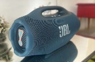 SÓ NÃO SEJA O CHATO QUE TROCA DE MÚSICA A CADA 10 SEGUNDOS JBL Boombox 4 Caixa d…