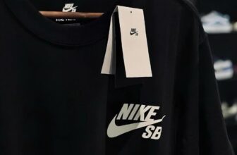 OVERZINHA NIKE SB Camiseta Nike SB DE 150 | POR 80 em 3x https://mercadolivre.co…