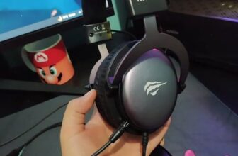 TROCA ESSE FONE Q PARECE Q TU FALA DENTRO DUMA CAIXA Fone de Ouvido Gamer Headse…