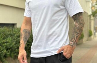 Camiseta Nike Sportswear Club DE 129,99 | POR 76,49 até 3x CUPOM: TUDOOFFHOJE h…