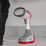 PRA TU NÃO SAIR AMASSADO WAP Vaporizador de Roupas e Tecidos 1250W POR 119,90 em…