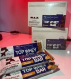 DOCINHO PRA SUA DIETINHA Top Whey Bar 12 Unidades De 41G Amendoim – Max Titanium…
