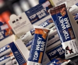 MATER A SUA FOMINHA DE LEÃO PÓS TREINO!  Max Titanium Top Whey Bar 12 Unidades D…