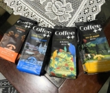 CAFÉZIN PRA COMEÇAR O DIA Kit 4 Pacotes Café Especial Torrado e Moído Coffee Mai…