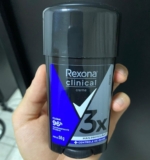 POTENTE CONTRA A SUBAQUEIRARexona Clinical Antitranspirante Creme Clean 58g DE 2…