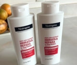 TÔ VENDO ESSA PELE ENFARINHADA Kit com 2 Neutrogena Hidratante Corporal Body Car…