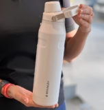 AGORA TU PEGA UMA GARRAFINHA DE QUALIDADE Stanley Garrafa de água Aerolight com …