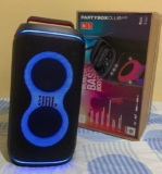 PRA ESTOURAR O ROLÊ Caixa de Som JBL PartyBox Club 120 Bluetooth 160W RMS DE 2.1…