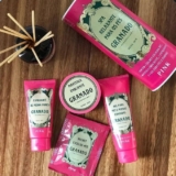 QUEM NÃO QUERIA ESTAR COM O PÉZINHO RELAXADO AGORA Granado Kit Pink Spa Relaxant…