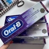 CLAREAR PRA ESCURECER COM CAFE Oral-B Pasta de Dente 3D White Brilliant Fresh, C…