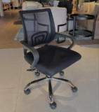 A SENTADA QUE NÃO VAI DOER SUAS COSTAS Cadeira Para Escritório Diretor Tela Mesh…