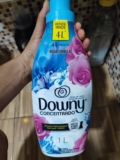 ROUPAS LIMPINHAS E CHEIROSAS Downy Amaciante Concentrado Brisa de Verão 1L DE 27…
