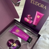 KIT PRA QUEM VOCÊ AMA Kit Eudora Roxo Miniatura (2 Itens) DE 172,80 | POR 113,31…