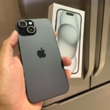 VERSÃO DE 256GB PRA TU iPhone 15 (256 GB) DE 5.549 | POR 4.399 https://amzn.to/4…