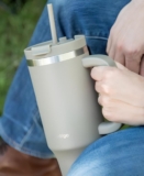 TIPO STANLEY Copo Térmico Contigo Streeterville 1,18L DE 157 | POR  103 em 3x Ap…