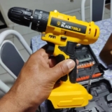 PRA TU MONTAR O GUARDA-ROUPA Parafusadeira e Furadeira de Impacto 3/8 The Black …