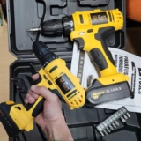 DAQUI A POUCO TÃO DANDO Parafusadeira Furadeira Sem Fio Bateria 12v POR 119 CUPO…