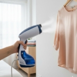 VC QUE LEVA FERRO EM TODO LUGAR MONDIAL Passadeira a Vapor Portátil Fast Steam, …