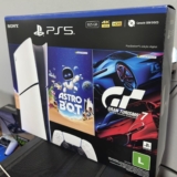 NOEL JÁ FOI EMBORA, MAS O PS5 NÃO   PlayStation 5 Slim Digital 825GB – Pacote As…