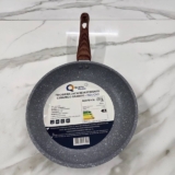 6H E TU COMPETINDO OVO COM A FRIGIDEIRA??? ESQUECE Frigideira Antiaderente Ceram…