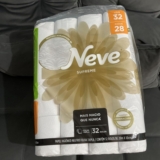 NÃO ARRANHA O CANECO Neve Papel Higiênico Supreme Folha Tripla, 20m, Leve 32 Pag…