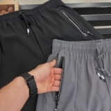 PRA TU IR CURTIR AQUELE ROLE SEM PREOCUPAÇÃO Kit 3 Bermudas Tactel Com Ziper no …