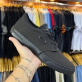 AQUELE BASICÃO DE TODA HORA Tênis Split II Oakley DE 379 | POR 165,30 no Pix Loj…