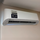 MODELO QUENTE E FRIO PRA RESOLVER TUDO Ar-Condicionado Electrolux Split 12.000 B…