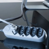 PRA CARREGAR O CELULAR DO LADO DA CAMA Tramontina Extensão Múltipla 5 Tomadas 3 …