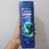 TIRE A NEVE DO TELHADO  Clear Men Limpeza Diaria 2 em 1 Shampoo Anticaspa 400ml …