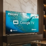 AQUI É PAPO DE CINEMINHA EM CASA PHILIPS, Smart TV, 65” 4K UHD POR 2.400 NO PIX…