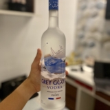 VIVE LA FRONNN Grey Goose Vodka Original 750ml DE 160 | POR 123,12 em 4x https:/…