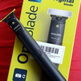 OLHA A FAVORITA AÍ Aparador de Pelos Philips One Blade Philips DE 226 | POR 103,…