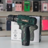 APERTAR OS PARAFUSOS POR AI Parafusadeira e Furadeira A Bateria 3/8 12v Britânia…