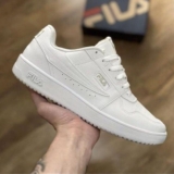 SUA LOMBAR VAI AGRADECER Cadeira de Escritório Python Fly DE 899 | POR 489 em 10…