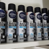 JÁ FEZ O SEU ESTOQUE? NIVEA MEN Desodorante Invisible Black & White Fresh 15…