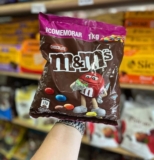 SIMPLESMENTE 1KG DE M&M Chocolate M&m’s Chocolate Ao Leite 1kg POR  47 R…