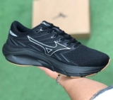 ESSE É QUASE UM TANQUE DE GUERRA Tênis Mizuno Jet 8 DE 366 | POR 261 em 6x CUPOM…