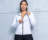 MATINALZINHA SEMPRE PRECISA NE? Casaco Fit Proteção UV POR 31,02 CUPOM: NAESTICA…