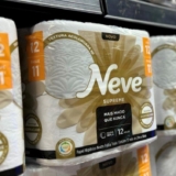 TODAS AS PARTES DO SEU CORPO MERECEM O MELHOR Neve Papel Higiênico Supreme Folha…