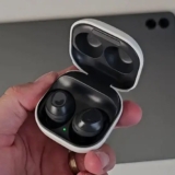 FONEZIN BALA DA SAMSUNG Fone de Ouvido Samsung Galaxy Buds Core Bluetooth DE 479…